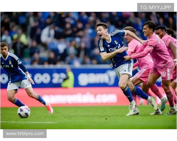 西甲联赛新签约球员与球队补强策略