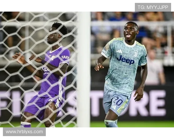 曼城欧冠小组赛表现复盘：战术适应与防守漏洞分析